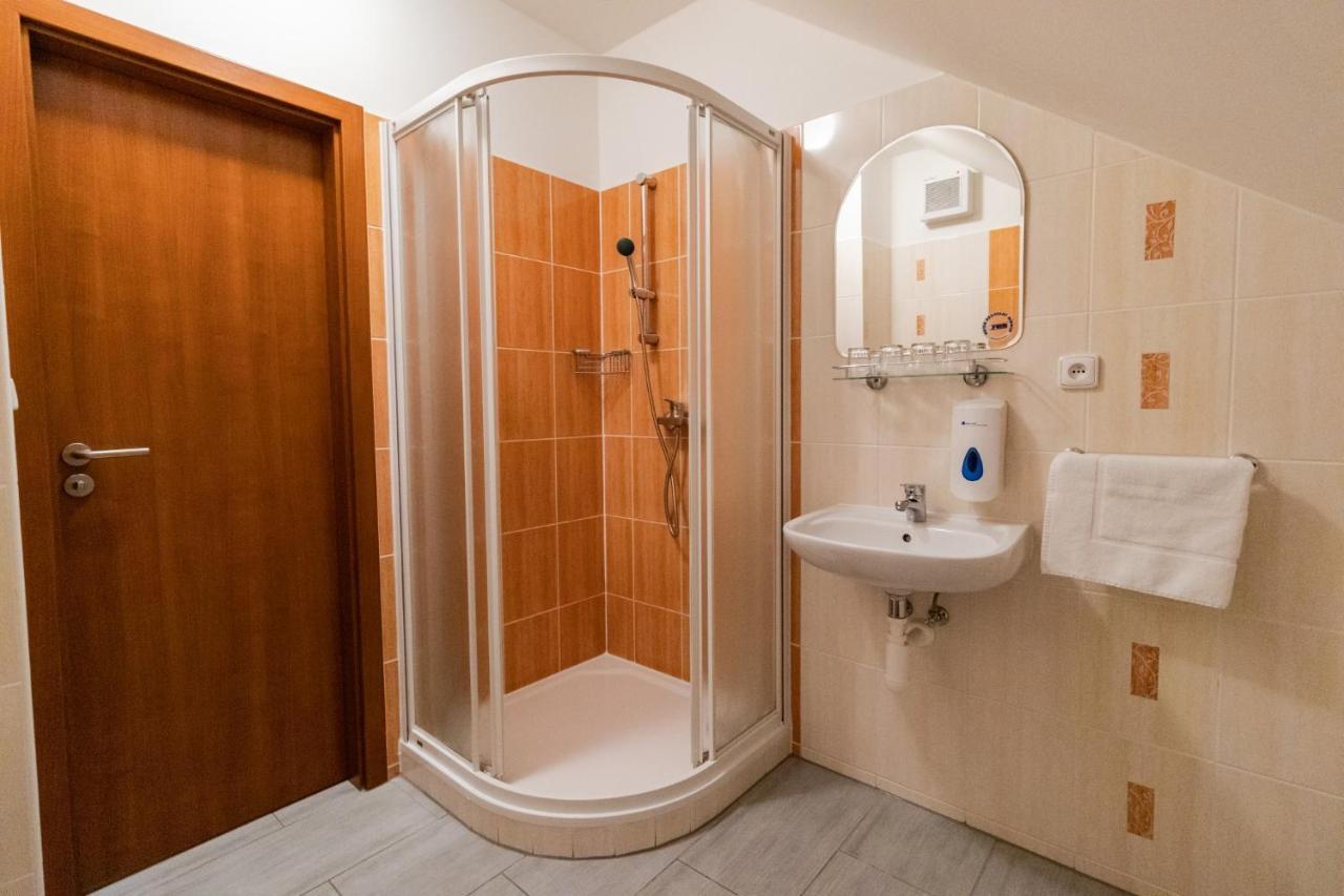 Penzion U řízků Rapotín Exterior foto