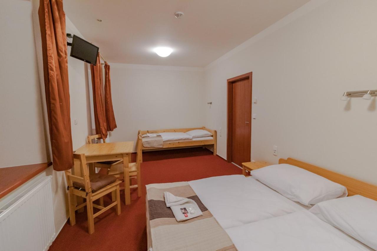 Penzion U řízků Rapotín Exterior foto